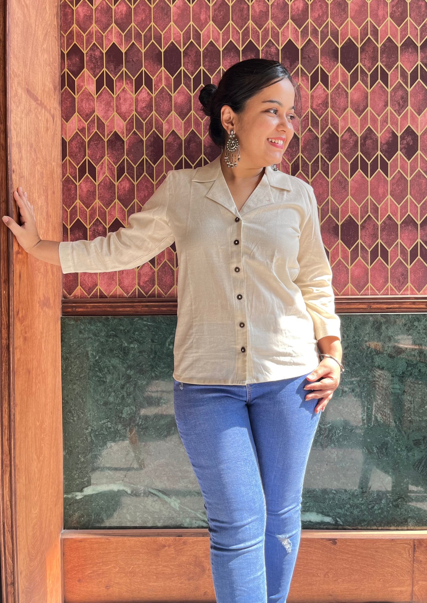 Oatmeal lapel collared shirt