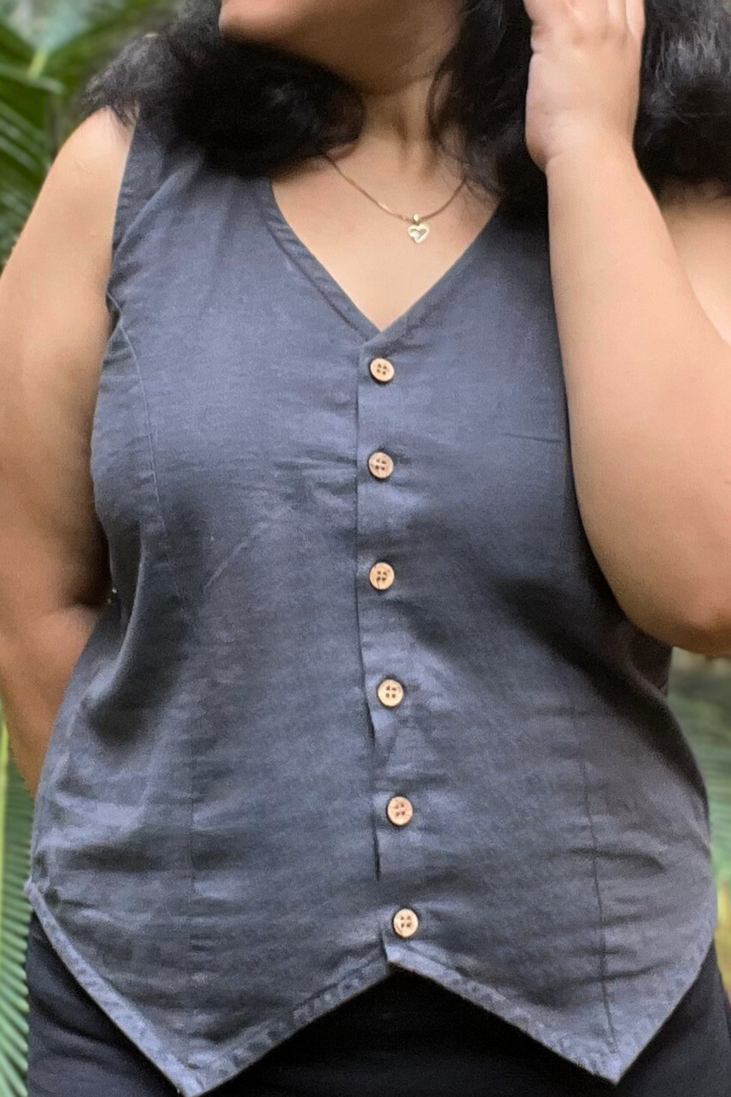 Lila handspun vest- Charcoal