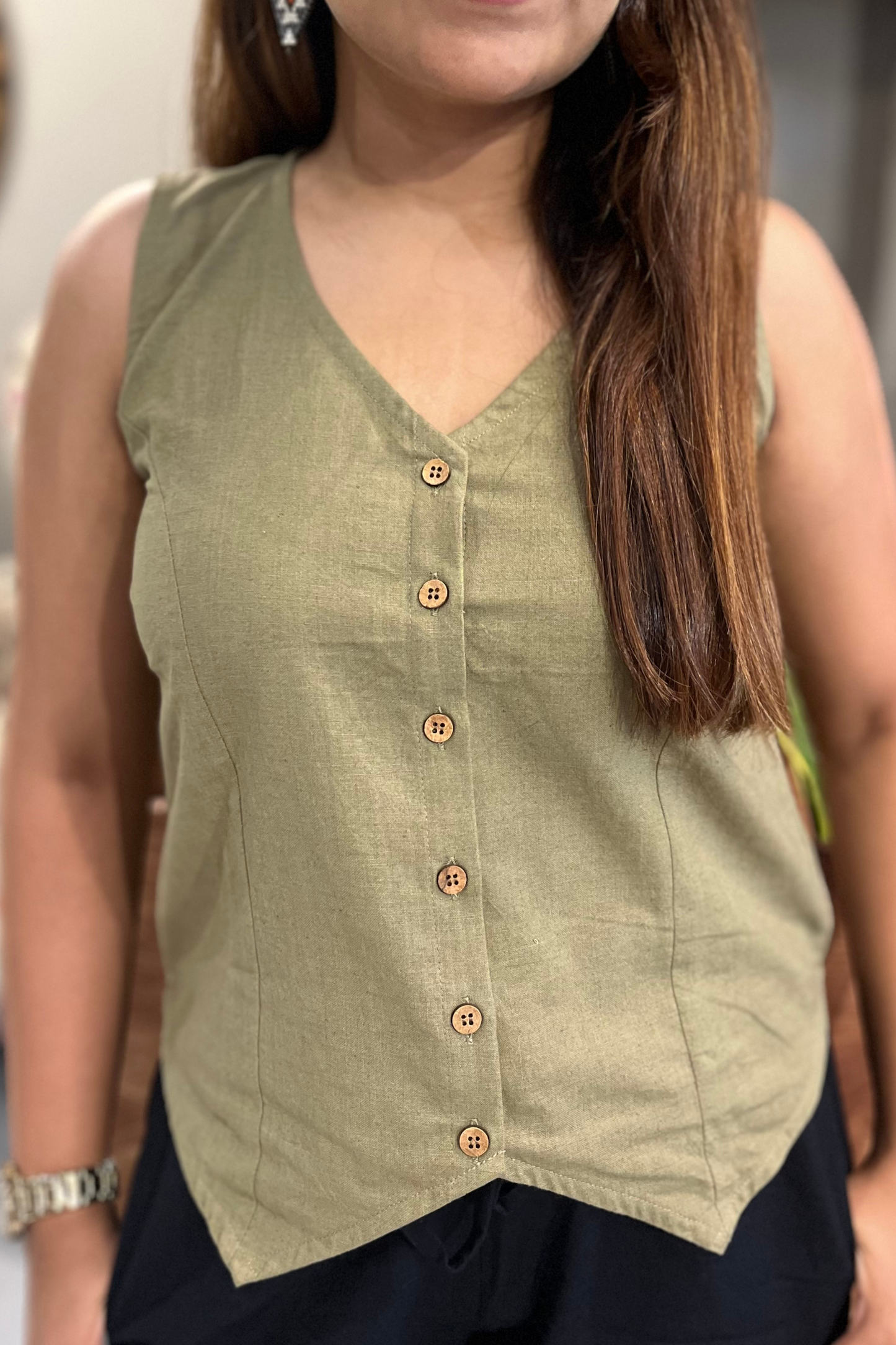 Lila handspun vest- Khaki green