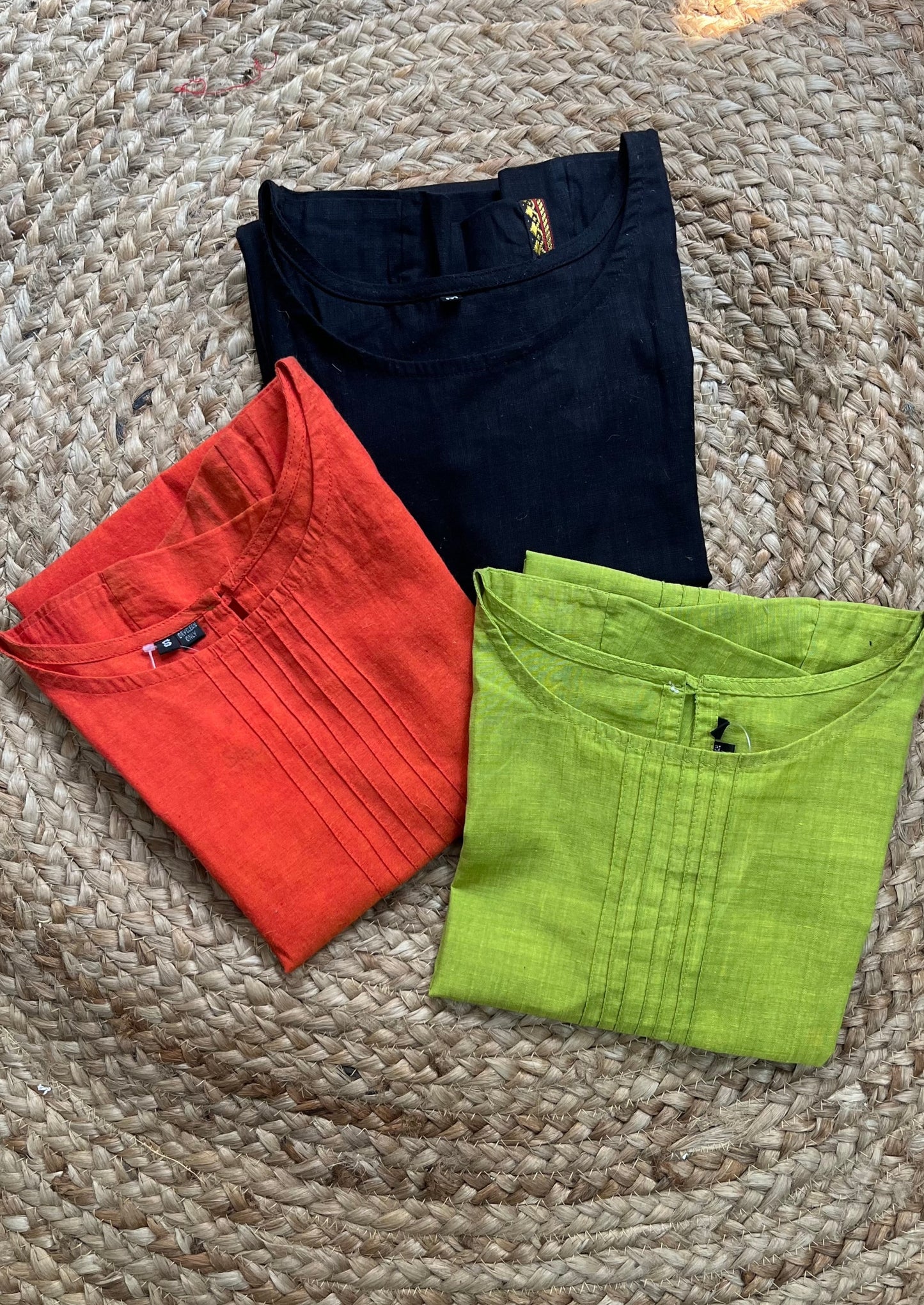 Plain cotton tops