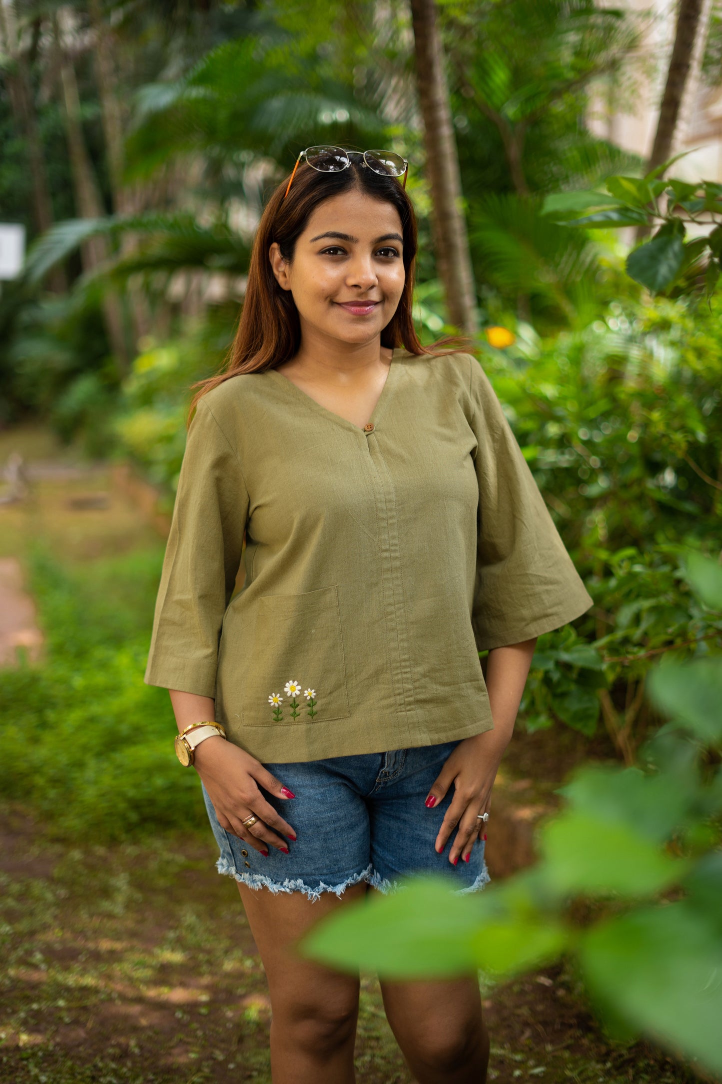 Daisy Embroidery Top- Khaki
