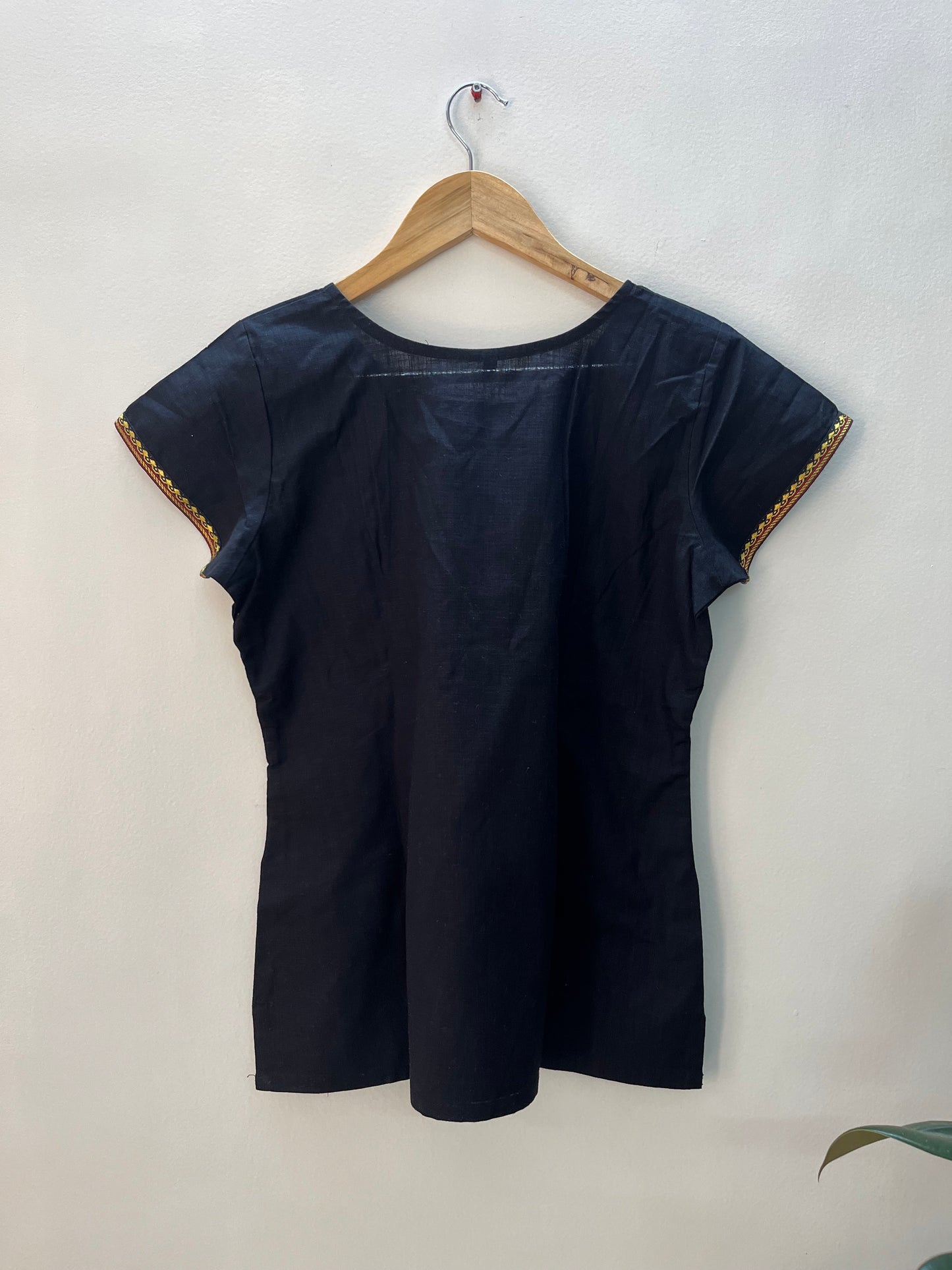 Plain cotton tops